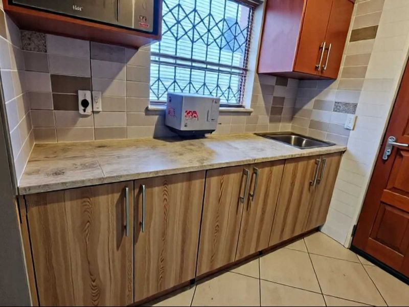 House For Sale in Riverside View - Photo 10