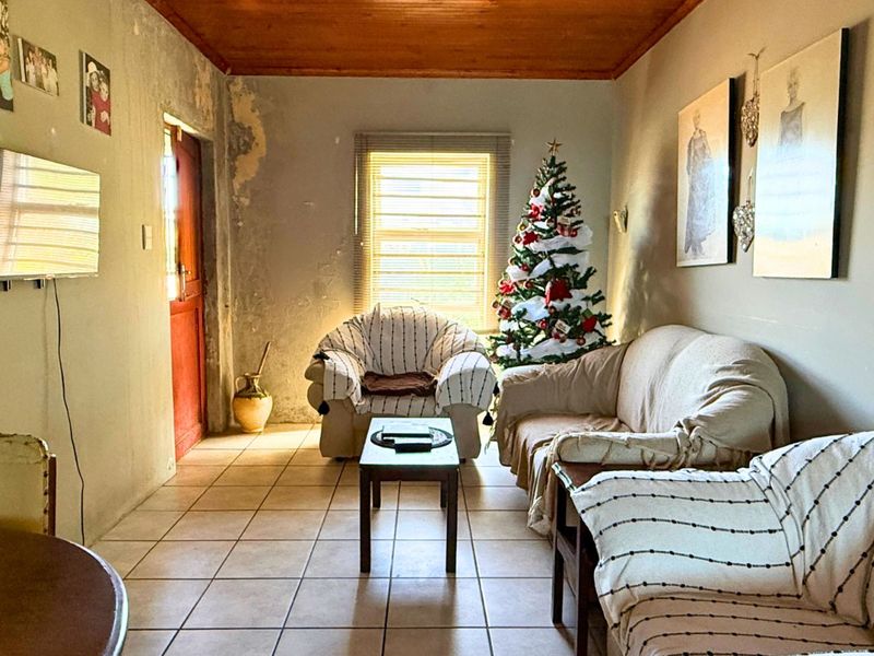 House For Sale in Kleinbaai - Photo 5