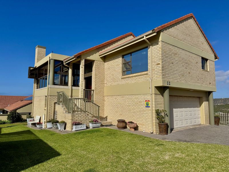 Townhouse For Sale in Seemeeu Park - Photo 2