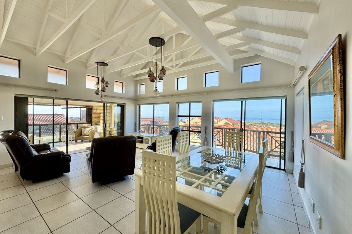 Townhouse For Sale in Seemeeu Park - Photo 4