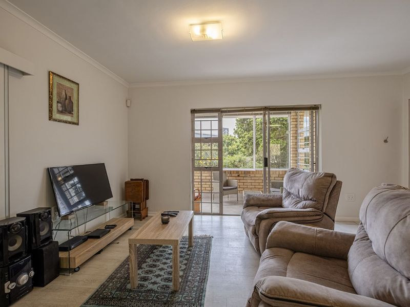 Townhouse For Sale in Walmer Heights - Photo 6