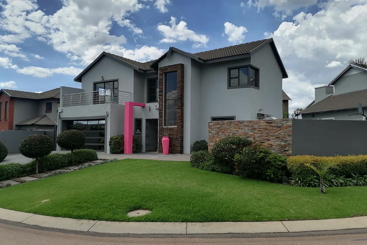 House For Sale in Eldo Village Estate - Photo 2