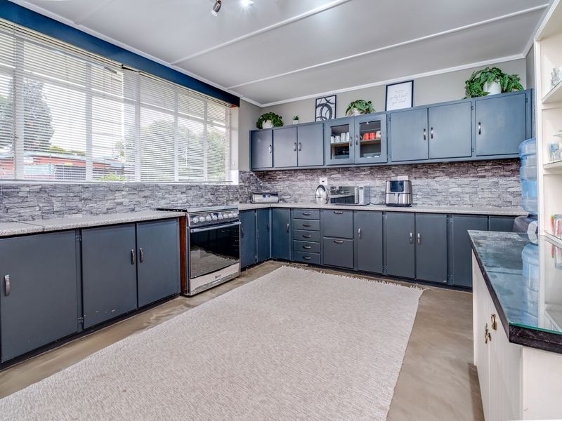 House For Sale in Kenmare - Photo 4