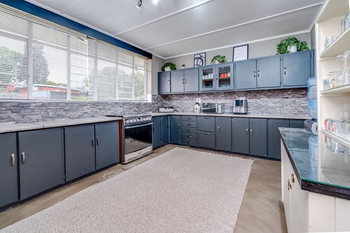 House For Sale in Kenmare - Photo 4