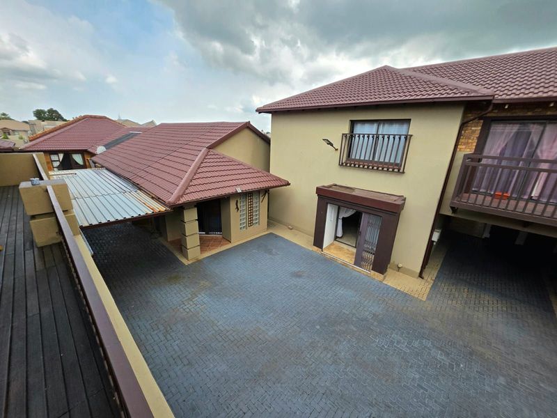 House For Sale in Secunda Central - Photo 4
