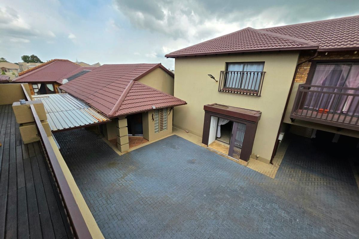 House For Sale in Secunda Central - Photo 4