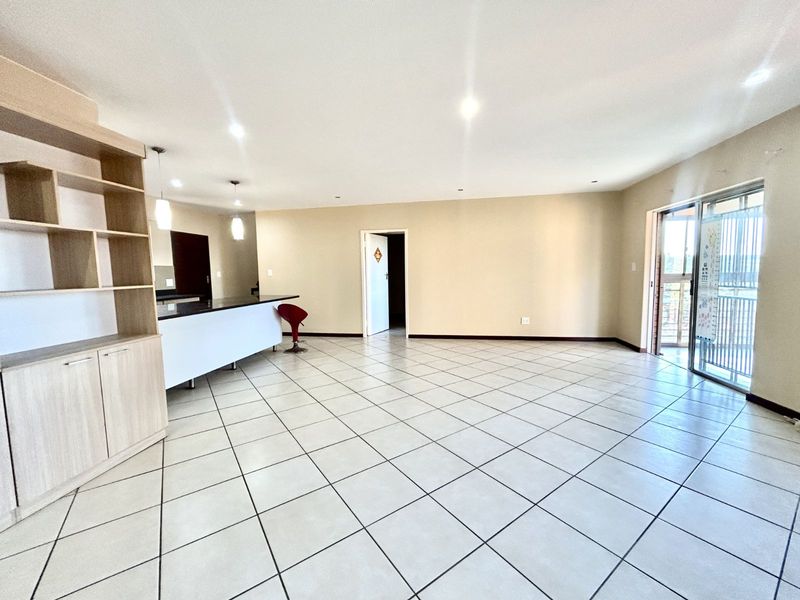 Townhouse For Sale in Mooikloof Ridge - Photo 4