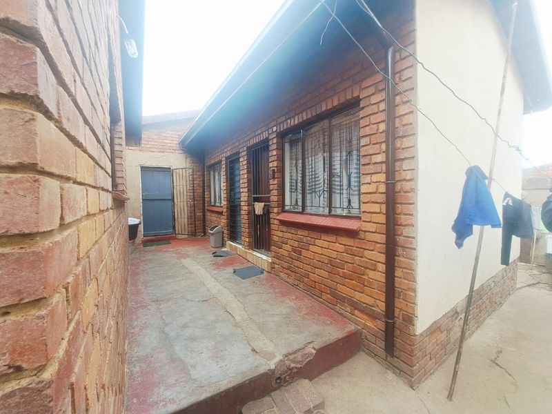 House For Sale in Mamelodi West - Photo 3