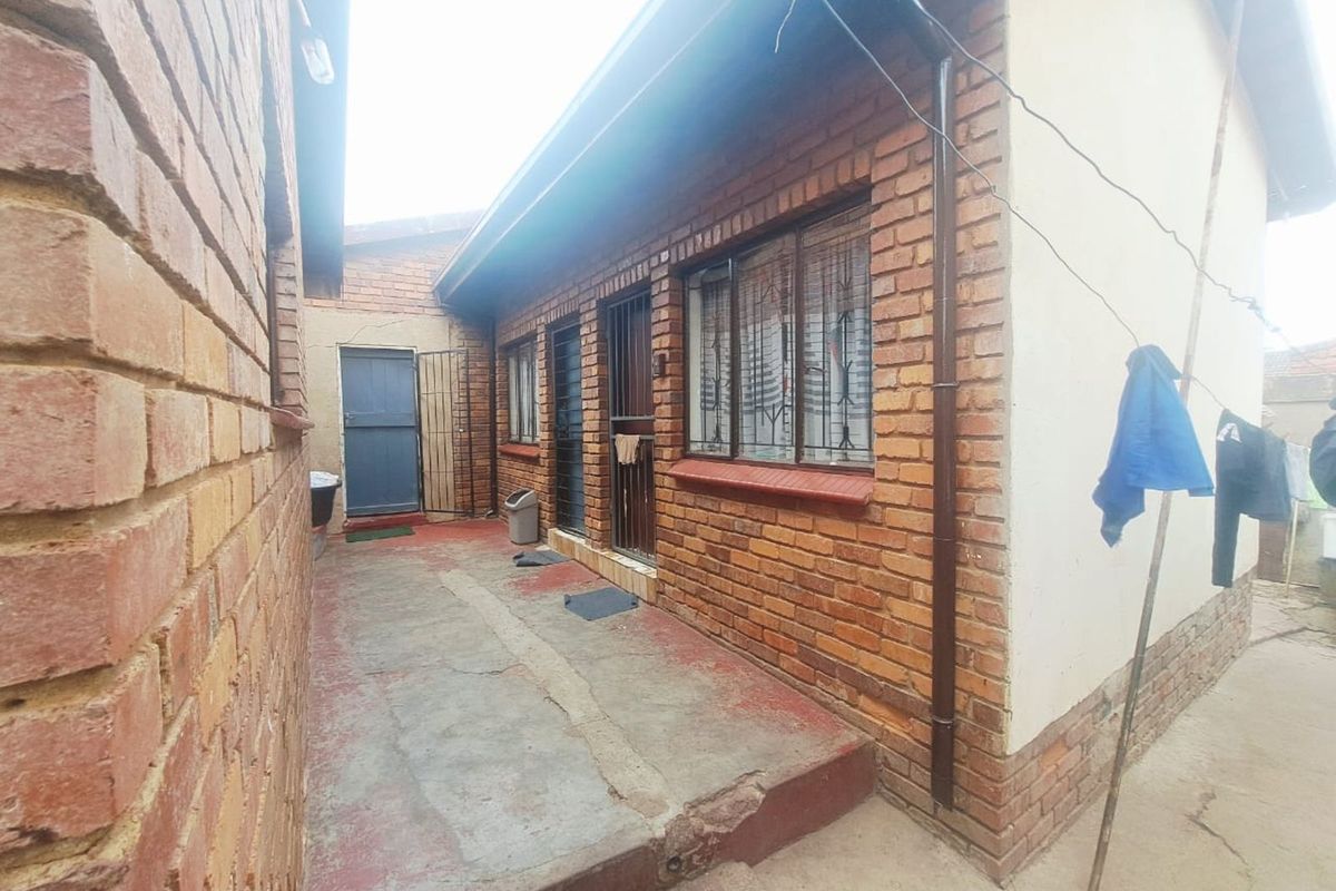 House For Sale in Mamelodi West - Photo 3