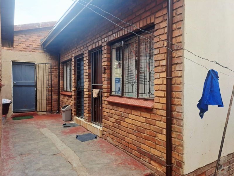 House For Sale in Mamelodi West - Photo 5