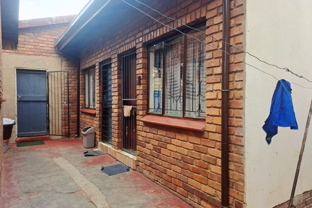 House For Sale in Mamelodi West - Photo 5