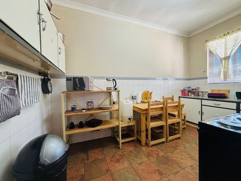 Apartment For Sale in Uitenhage Central - Photo 6