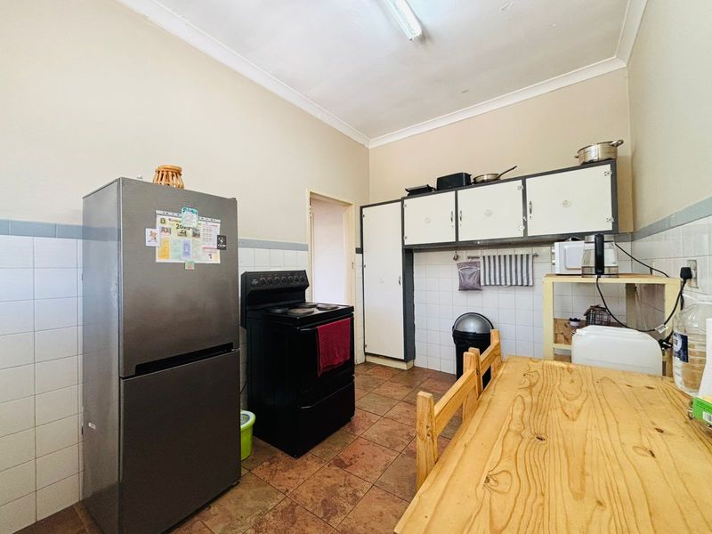 Apartment For Sale in Uitenhage Central - Photo 4