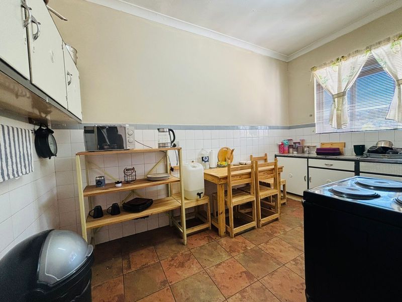 Apartment For Sale in Uitenhage Central - Photo 5