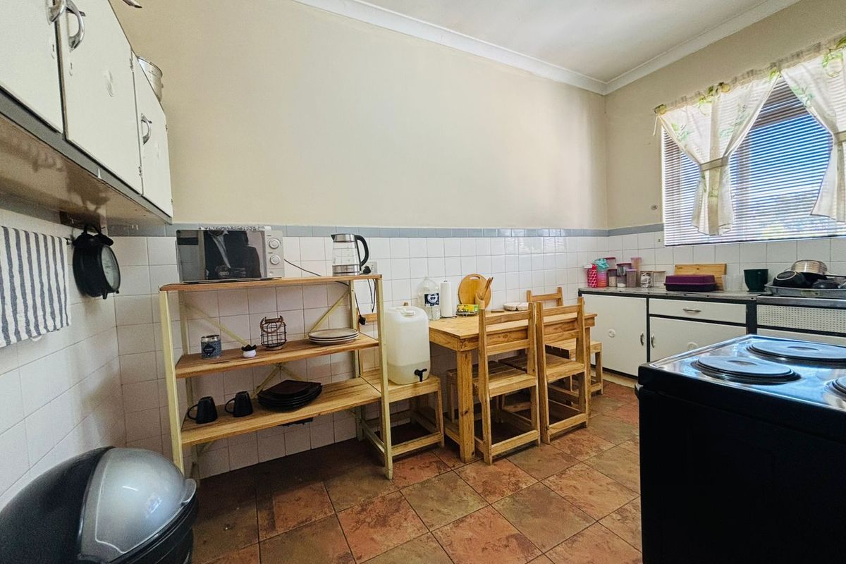 Apartment For Sale in Uitenhage Central - Photo 5