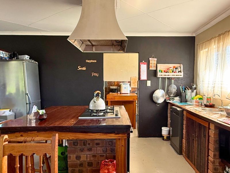 House For Sale in Franskraal - Photo 6