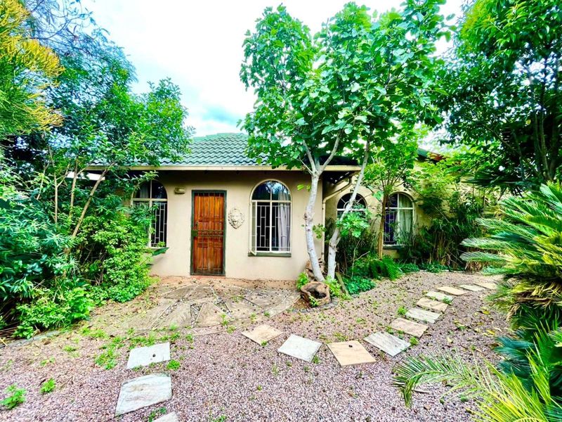 House For Sale in Heuweloord - Photo 4