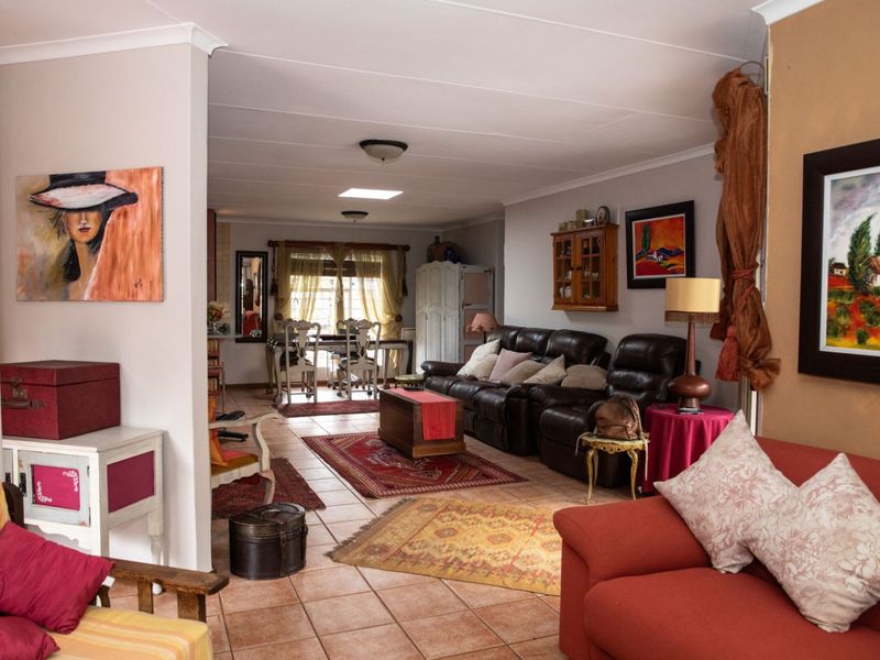 House For Sale in Highveld - Photo 9
