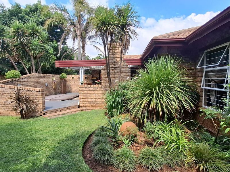 House For Sale in Highveld - Photo 3