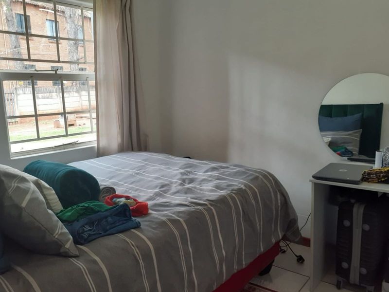 Apartment For Sale in Die Hoewes - Photo 10