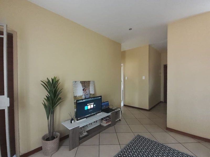 Apartment For Sale in Monavoni - Photo 6