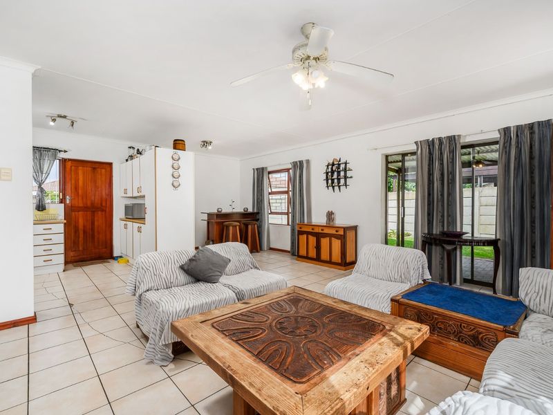 House For Sale in Lorraine - Photo 9