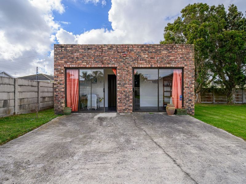 House For Sale in Lorraine - Photo 3