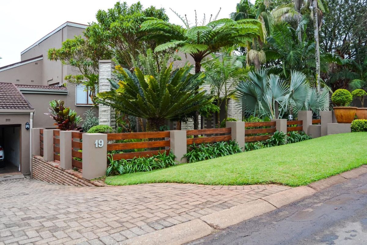 House For Sale in Aquapark - Photo 2