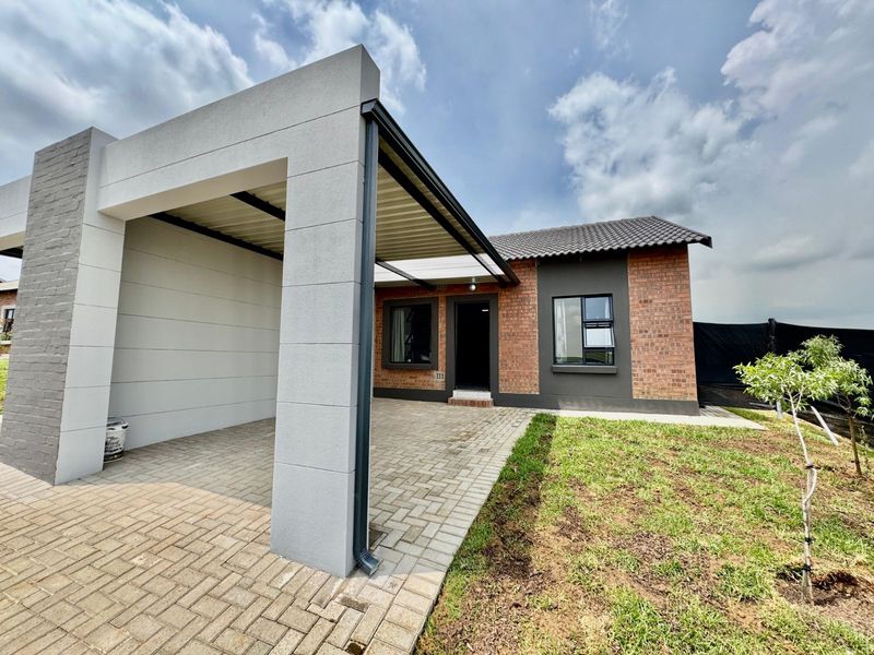 Townhouse For Sale in Trichardt - Photo 2