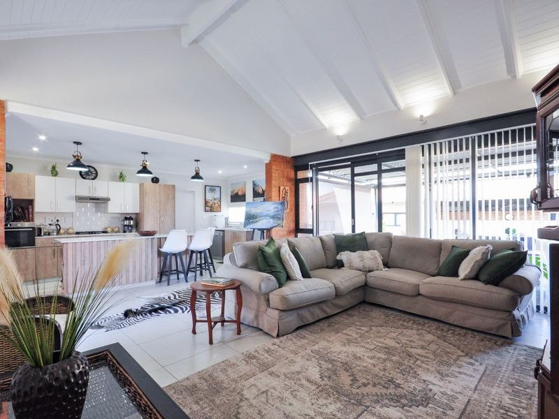 Townhouse For Sale in The Retreat - Photo 8