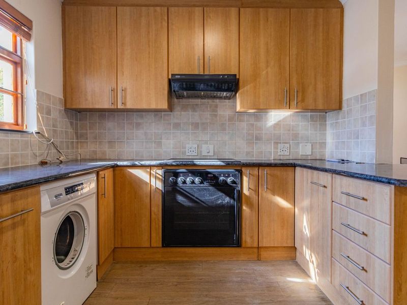 House For Sale in Paradyskloof - Photo 10