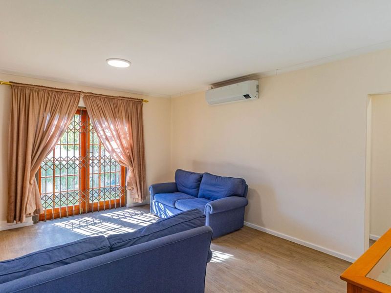 House For Sale in Paradyskloof - Photo 8