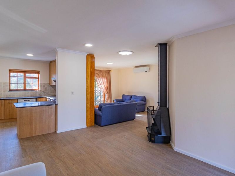 House For Sale in Paradyskloof - Photo 6