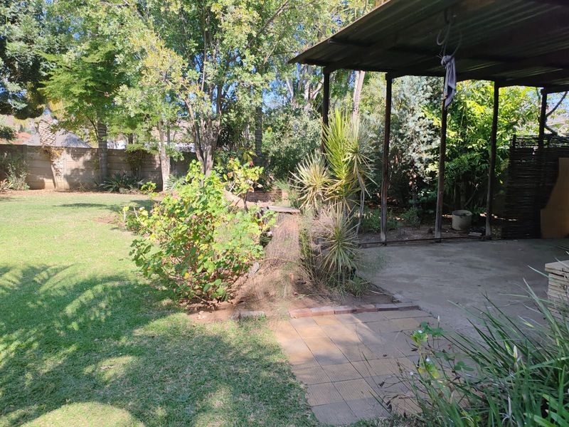 House For Sale in Claremont - Photo 3