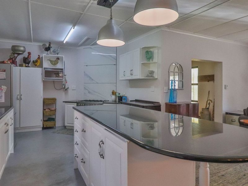 House For Sale in Robertson Central - Photo 10