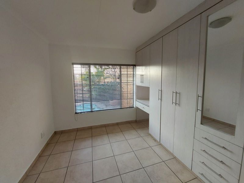 Townhouse For Sale in Safari Gardens - Photo 6