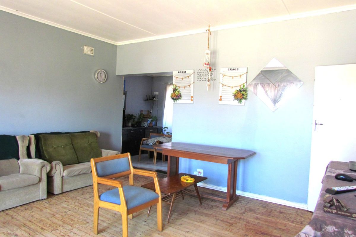 House For Sale in Retief - Photo 5