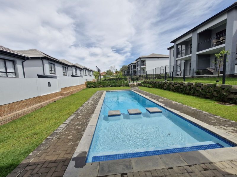 Townhouse For Sale in Fourways - Photo 1