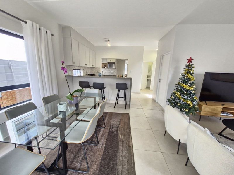 Townhouse For Sale in Fourways - Photo 5