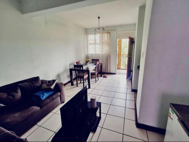 Apartment For Sale in Arcadia - Photo 2