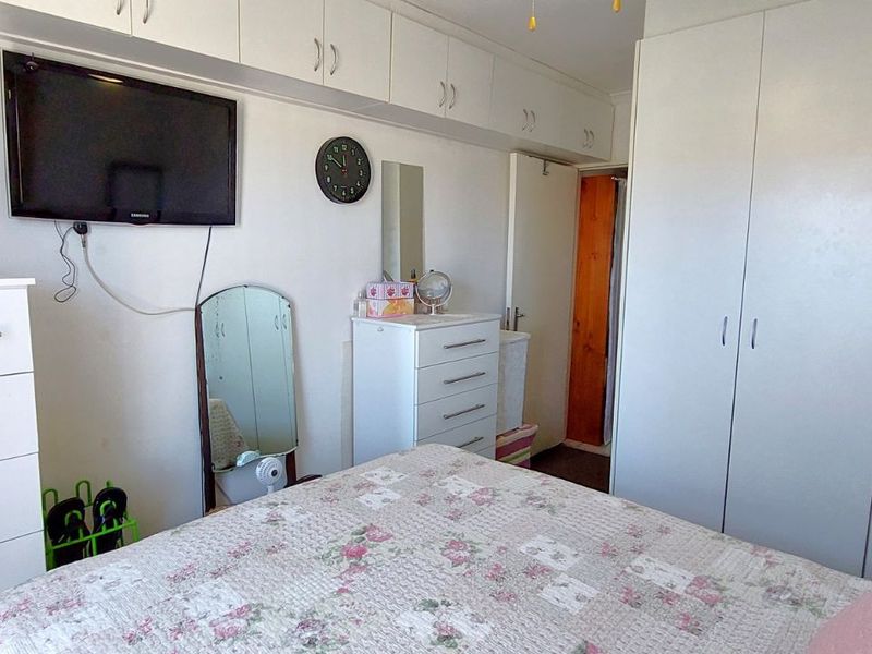 Apartment For Sale in Fairview Golf Estate - Photo 8