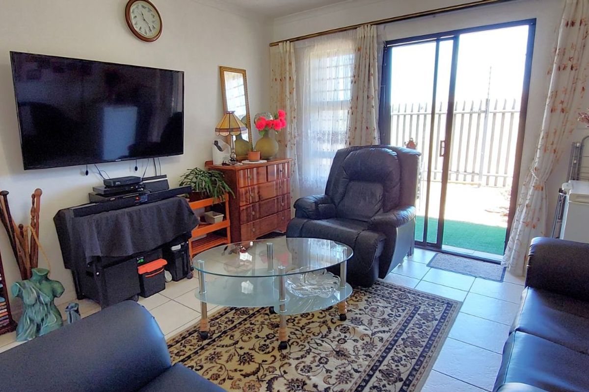 Apartment For Sale in Fairview Golf Estate - Photo 4