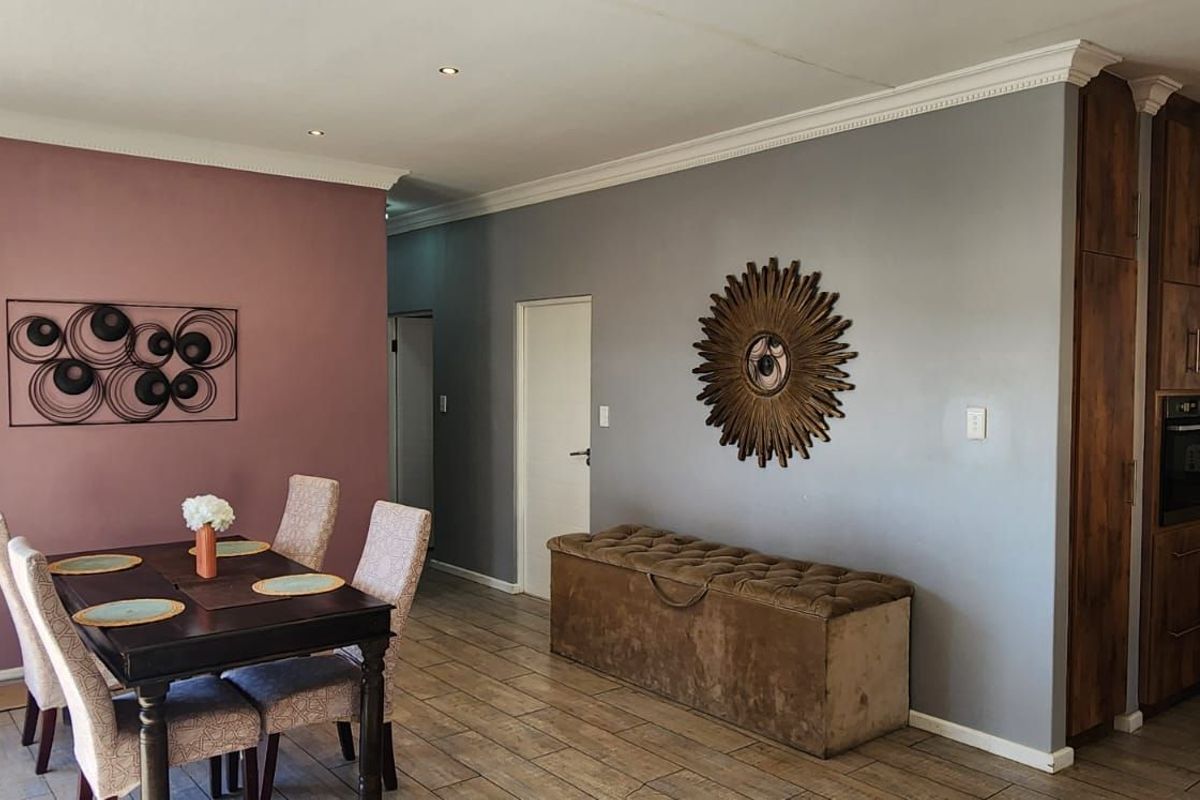 House To Rent in Mount Royal Golf Estate - Photo 3