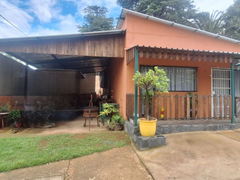 House For Sale in Discovery - Photo 2