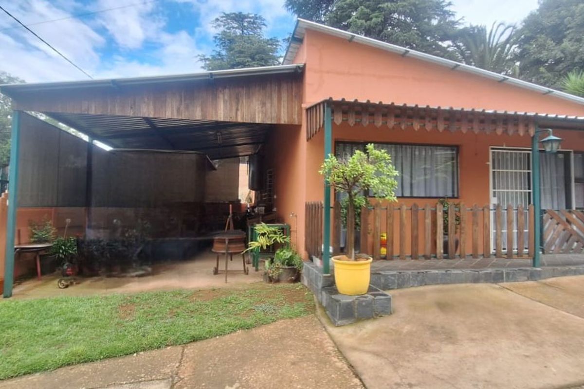 House For Sale in Discovery - Photo 2
