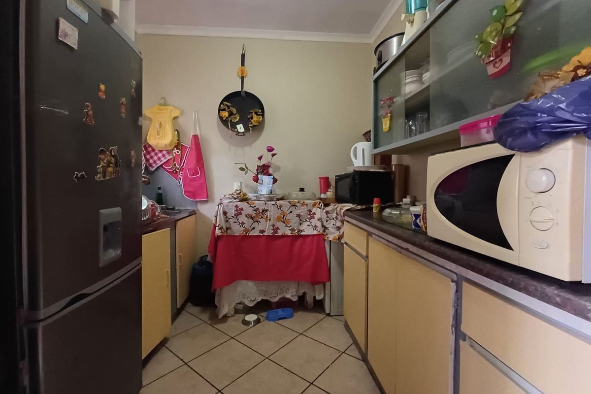 Apartment For Sale in La Hoff - Photo 5