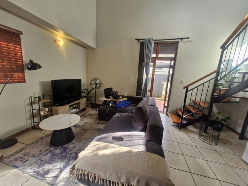 Townhouse For Sale in Fourways - Photo 2