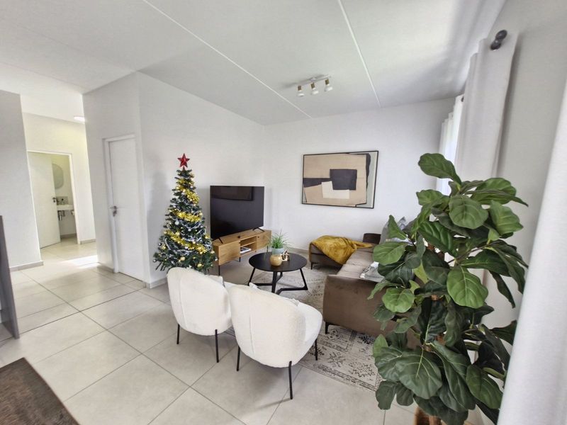 Townhouse For Sale in Fourways - Photo 5