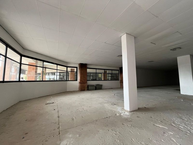 Retail To Rent in Silverton - Photo 6