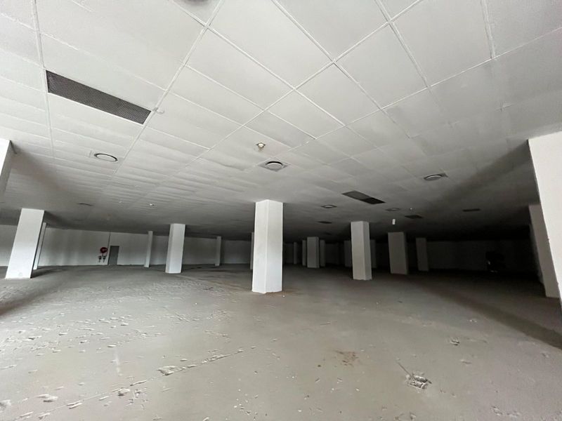 Retail To Rent in Silverton - Photo 10